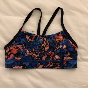 Lululemon Sports Bra - size 4
